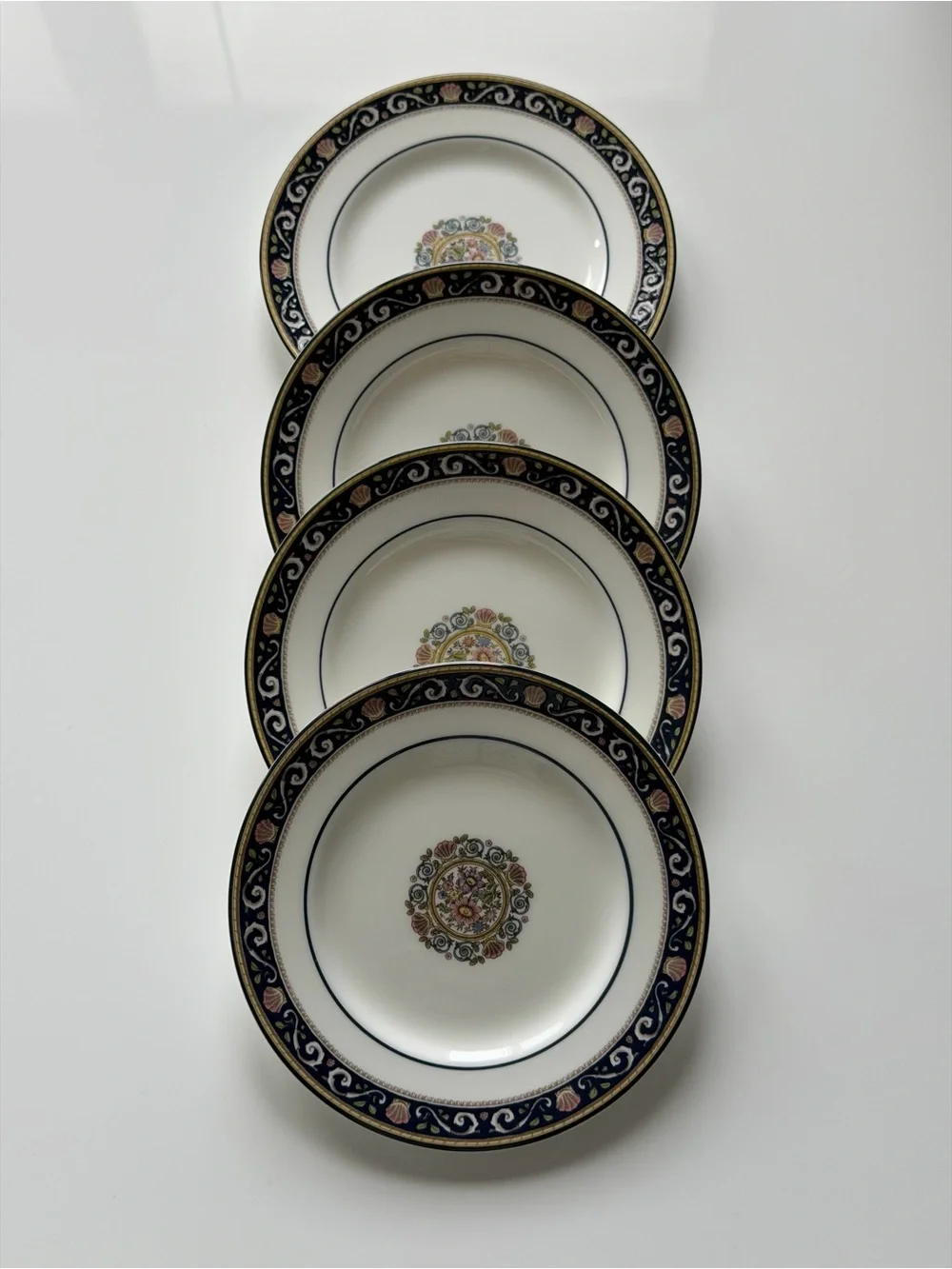 Wedgwood England Runnymede 6” Bread & Butter Plates Dark Blue - Set Of 4